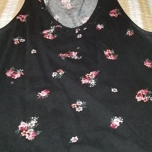 Torrid floral tank top size 1=16/18